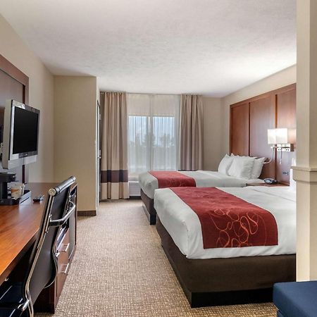 Comfort Suites Speedway - Kansas City Dış mekan fotoğraf